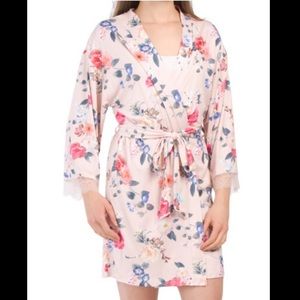 Flora Nikrooz Pink Floral Robe